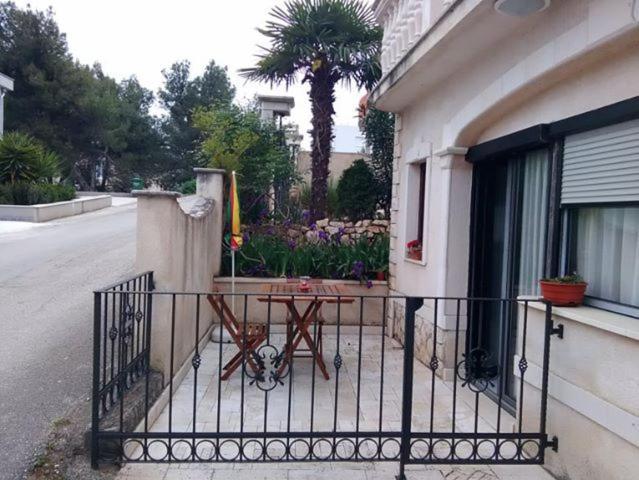 טרוגיר Villa Caroline מראה חיצוני תמונה