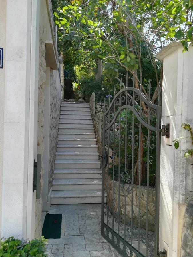טרוגיר Villa Caroline מראה חיצוני תמונה