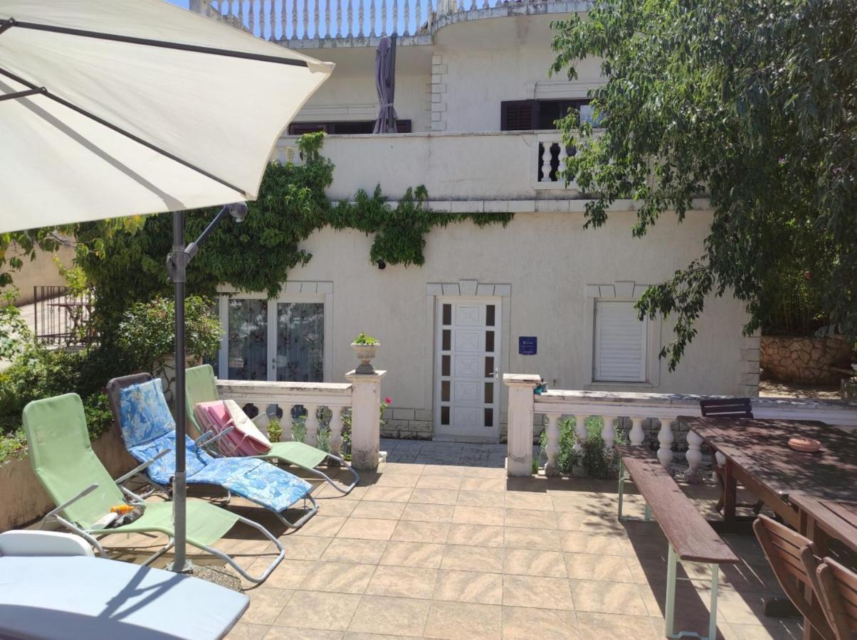 טרוגיר Villa Caroline מראה חיצוני תמונה